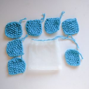 Hand-knit face scrubbies – blue
